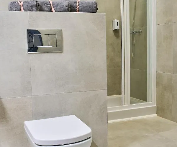 Aparthotel Top Loft Znana 3*